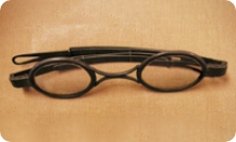 銀製単玉レンズ眼鏡〔1800年代初期〕 