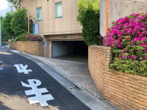 世田谷若林店駐車場