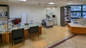 高知店店舗風景