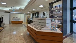 高知店店舗風景