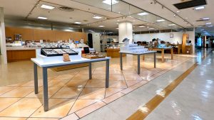 高槻店店頭風景